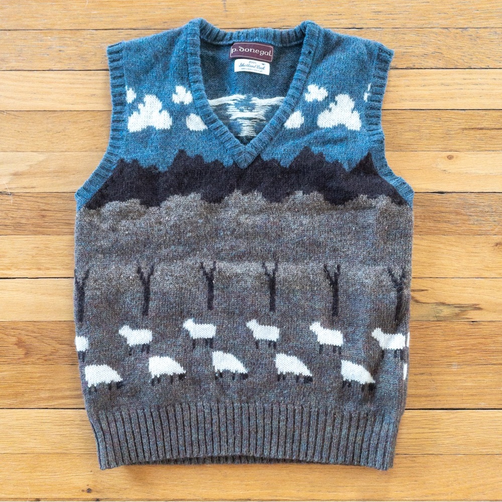 Vintage 80’s. P. Donegal 100% Shetland Wool Scenic Sheep Sweater Vest 🐑 🧶
